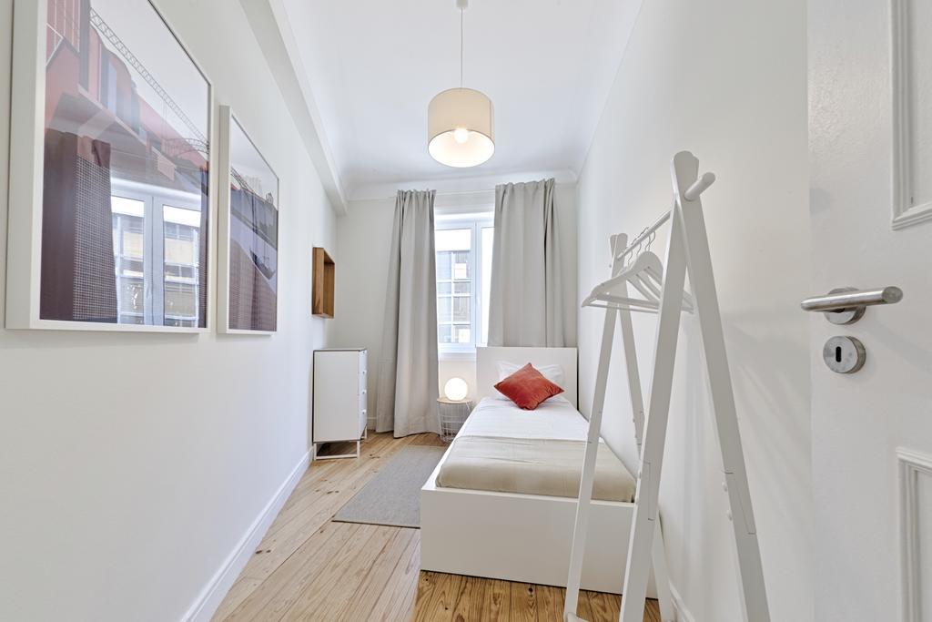 Sleep In Centre Apartment Porto Bagian luar foto